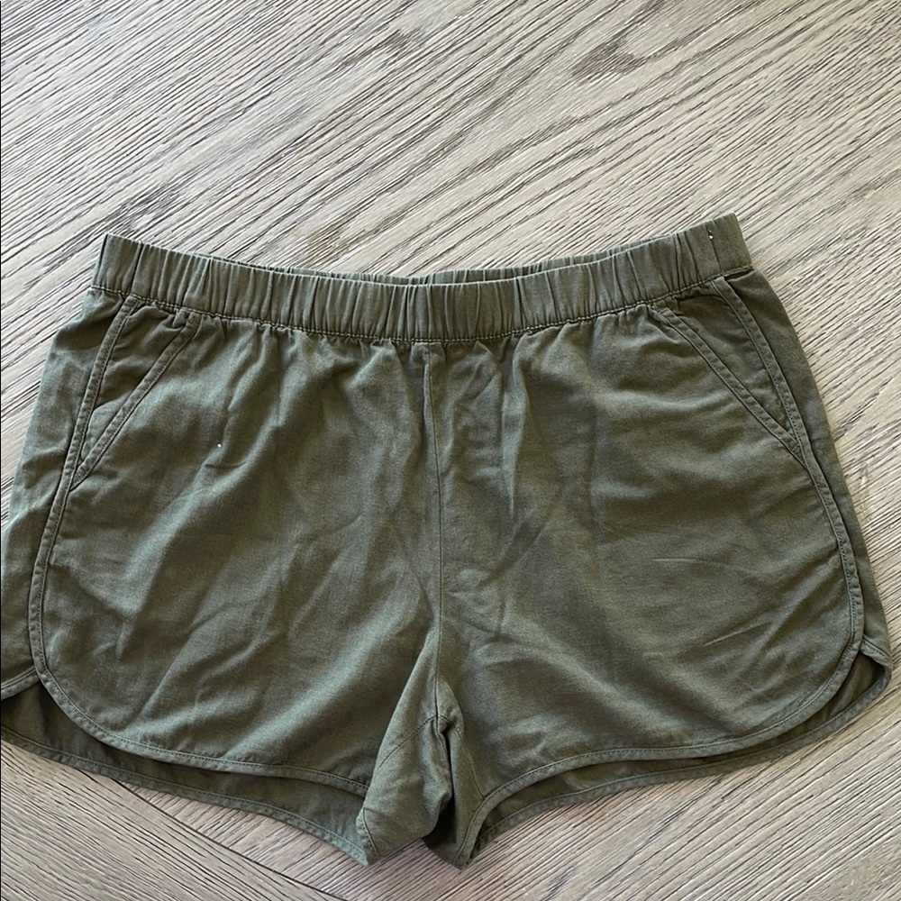 Madewell, Olive Green Women's Shorts, Waist across 17” elastic waist - Picture 1 of 5